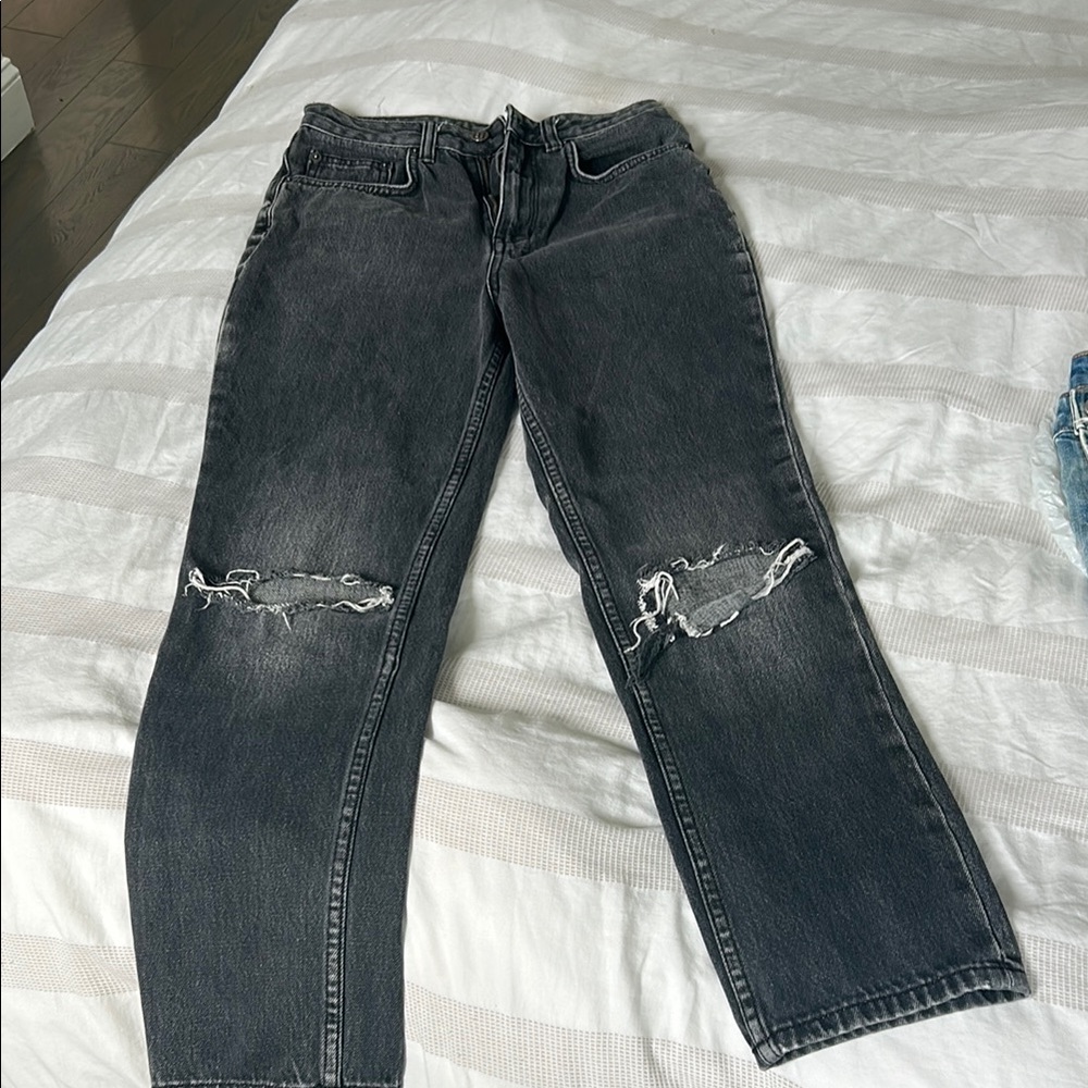 Kasubi ripped jeans